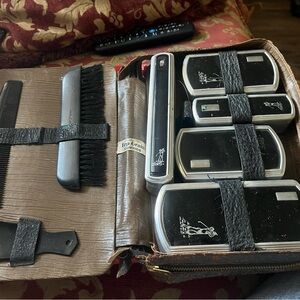 Men's Grooming Kit with Black Accessories